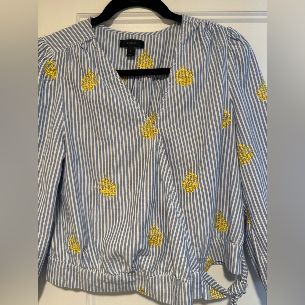 J.Crew embroidered Pineapple Top 🍍